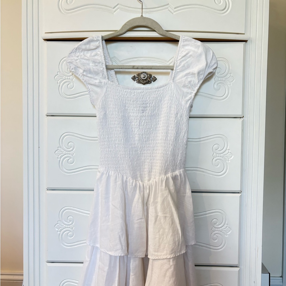 Women’s Ruffle White Dress